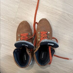Sorel Tan Boots with Red Laces